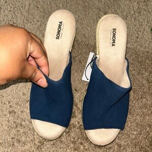 Sonoma Women's Navy Blue Mules